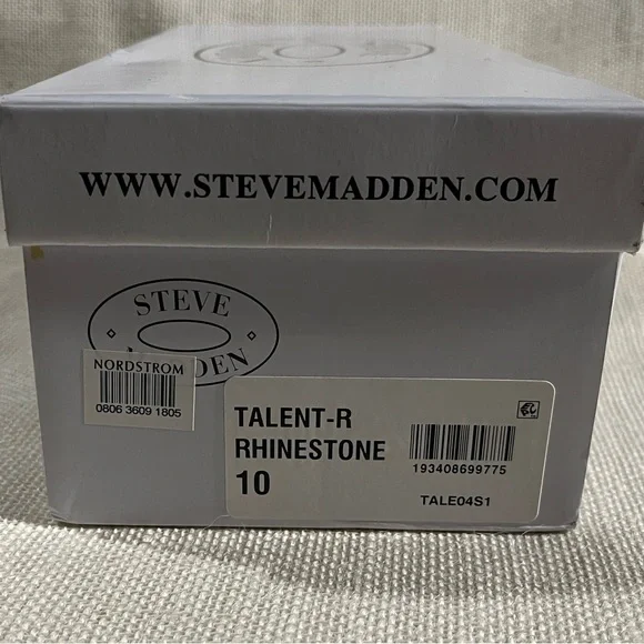 Steve Madden Talent-R Silver Rhinestone Flats, NIB - Picture 6 of 9